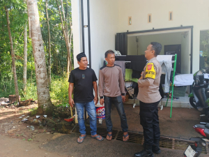 Perkuat Sinergitas, Polsek Sukadana Polres Ciamis Koorkom Kamtibmas Bersama Warga Desa