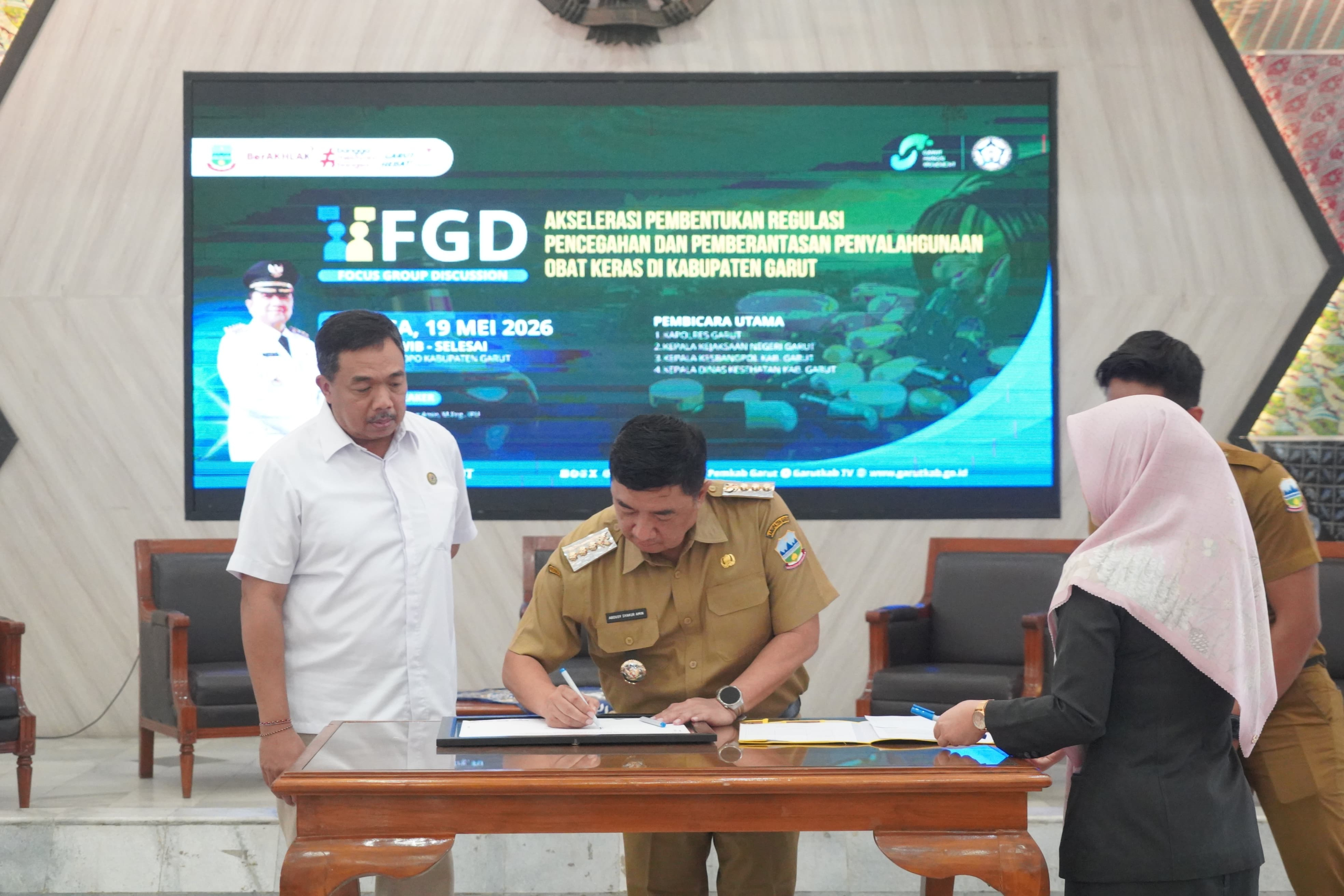 Bupati Garut Dorong Regulasi Pencegahan Penyalahgunaan Obat Keras di Kalangan Remaja