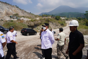 Bupati Garut dan ESDM Jabar Hentikan Sementara Tiga Tambang Bermasalah di Leles
