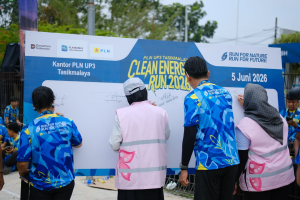 Srikandi PLN Tasikmalaya Tanam Pohon Peringati Hari Lingkungan Hidup