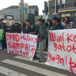 HMI Tasikmalaya Geruduk Bale Kota, Kritik Pemborosan Anggaran