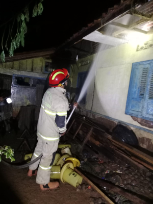 Kandang Ayam Dua Lantai di Cijeungjing Ciamis Ludes Terbakar, Kerugian Ditaksir Rp150 Juta