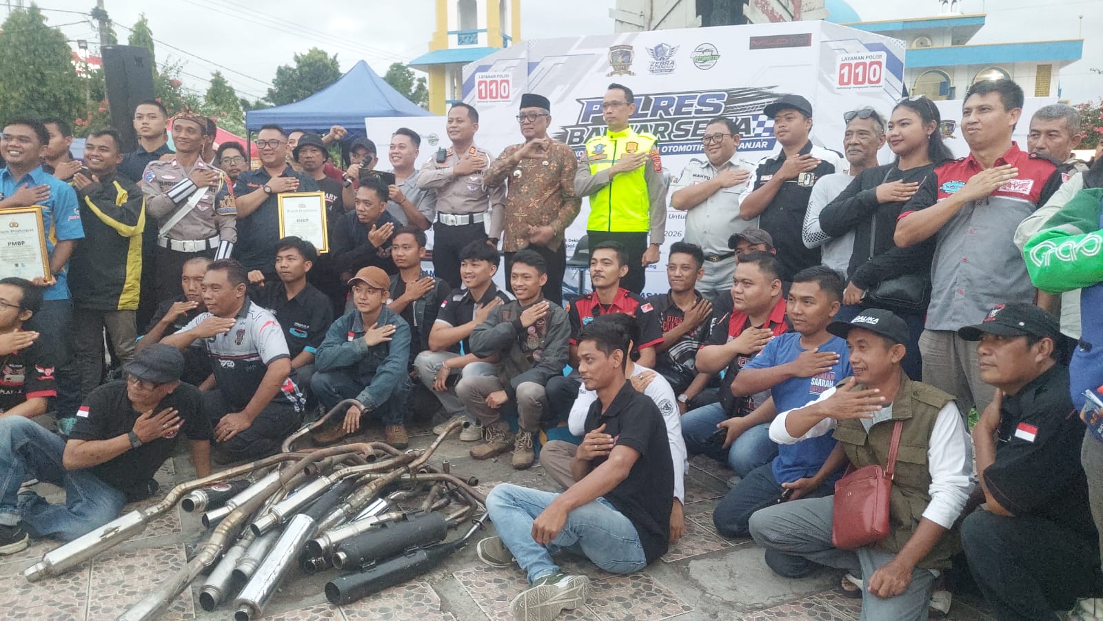 Polres Banjar Deklarasikan Zero Knalpot Brong Bersama Komunitas Otomotif Kota