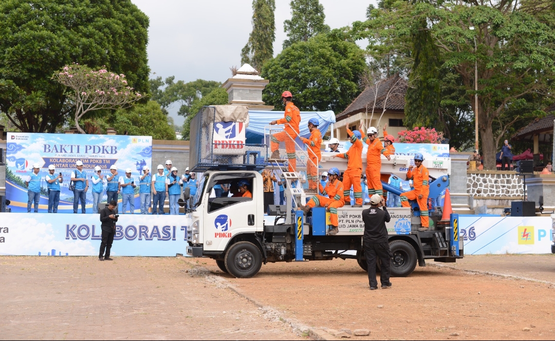222 Personel Bergerak Serentak di Kuningan, Bakti PDKB PLN Jaga Listrik Tetap Menyala di Tengah Pemeliharaan